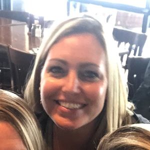 Meet your Posher, Valerie